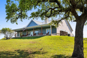Enchanted Rockview House - 3 Bedroom-Firepit
